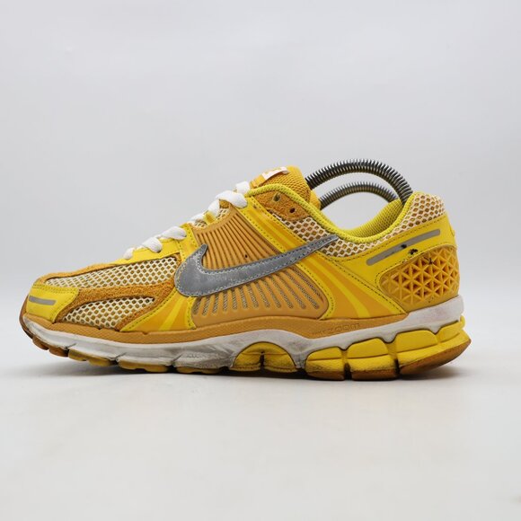 Nike Zoom Vomero 5 Men's Sz 7.5 Yellow Ochre Casual Athletic Sneakers FJ4453-765 - Picture 4 of 11